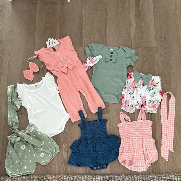 Brand New baby girl bundle - Picture 1 of 5